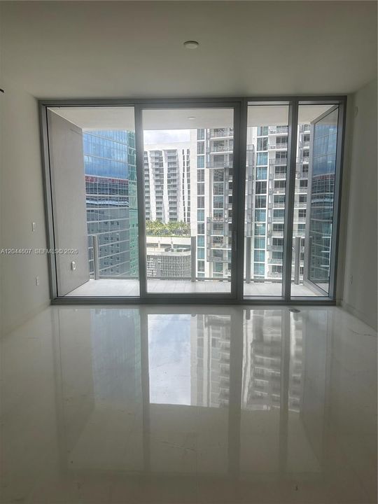 For Sale: $1,775,000 (2 beds, 2 baths, 1578 Square Feet)