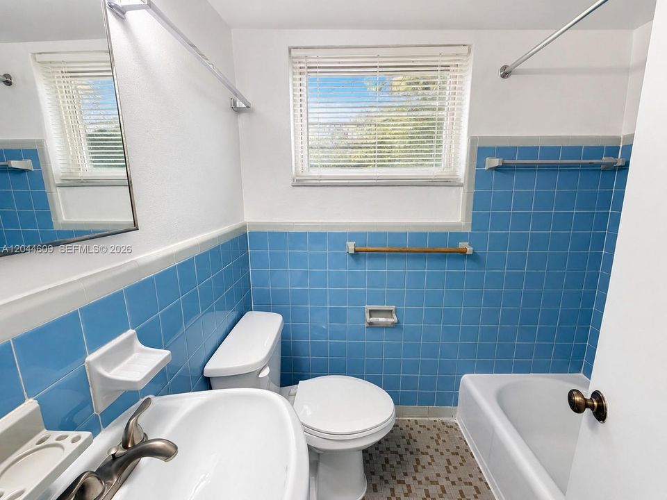 В аренду: $1,750 (1 спален, 1 ванн, 3588 Квадратных фут)