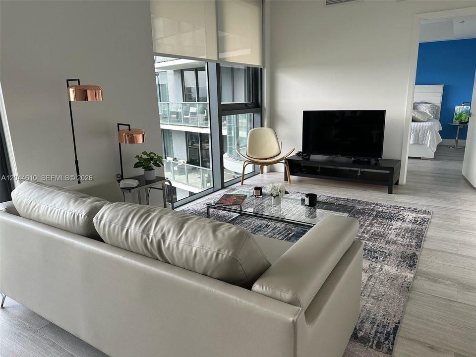 For Rent: $4,500 (1 beds, 1 baths, 621 Square Feet)