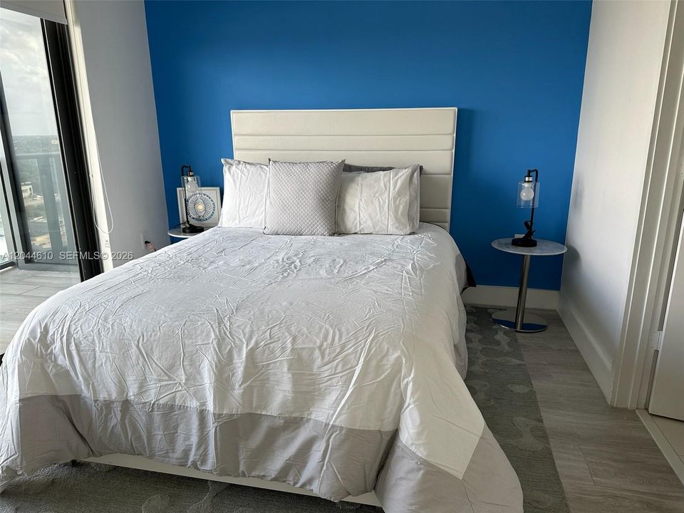 For Rent: $4,500 (1 beds, 1 baths, 621 Square Feet)
