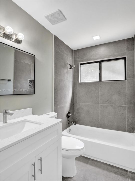 For Rent: $3,400 (3 beds, 2 baths, 1211 Square Feet)