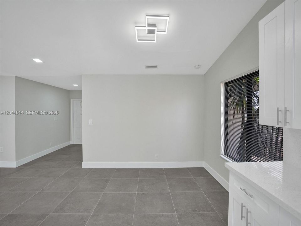 For Rent: $3,400 (3 beds, 2 baths, 1211 Square Feet)