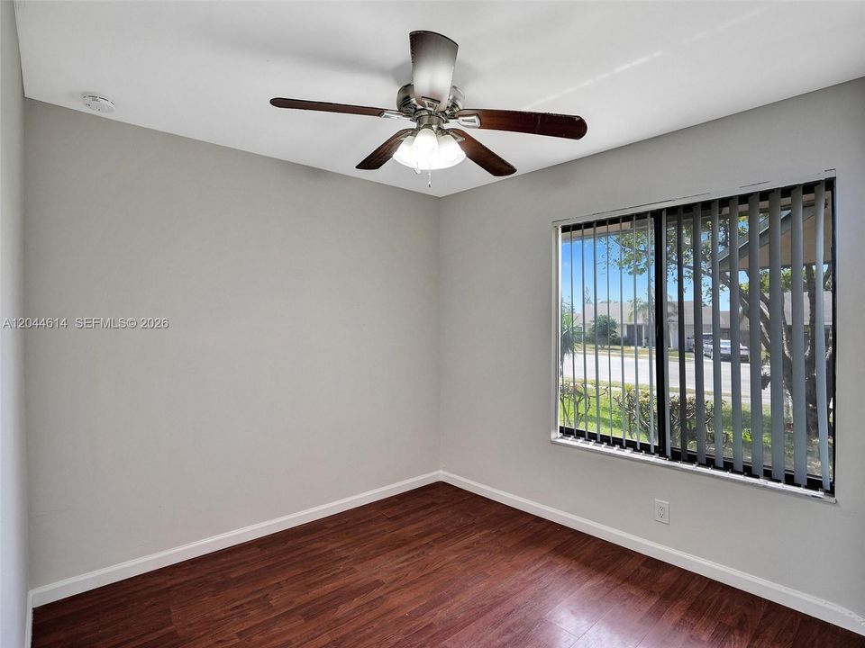 For Rent: $3,400 (3 beds, 2 baths, 1211 Square Feet)