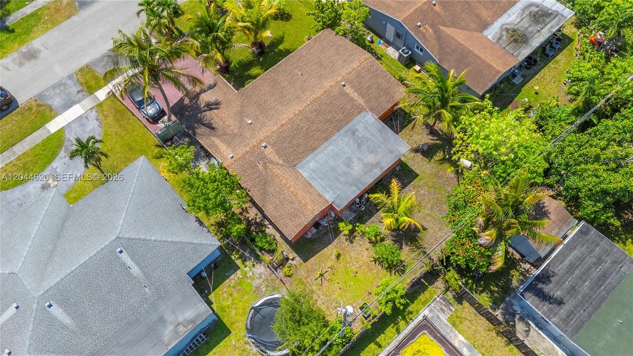 На продажу: $414,900 (4 спален, 2 ванн, 1875 Квадратных фут)