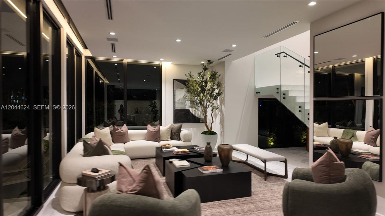 En Venta: $9,335,000 (6 camas, 6 baños, 5043 Pies cuadrados)