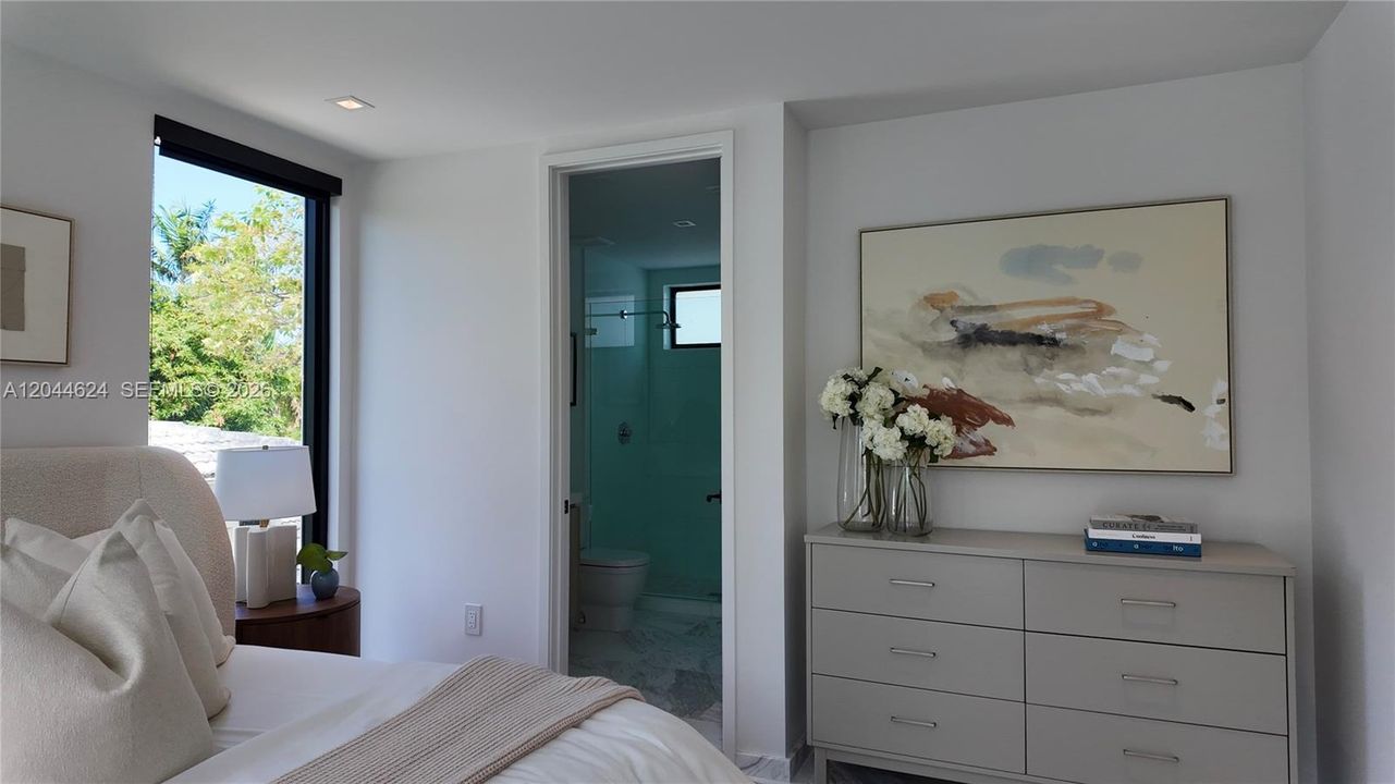 En Venta: $9,335,000 (6 camas, 6 baños, 5043 Pies cuadrados)