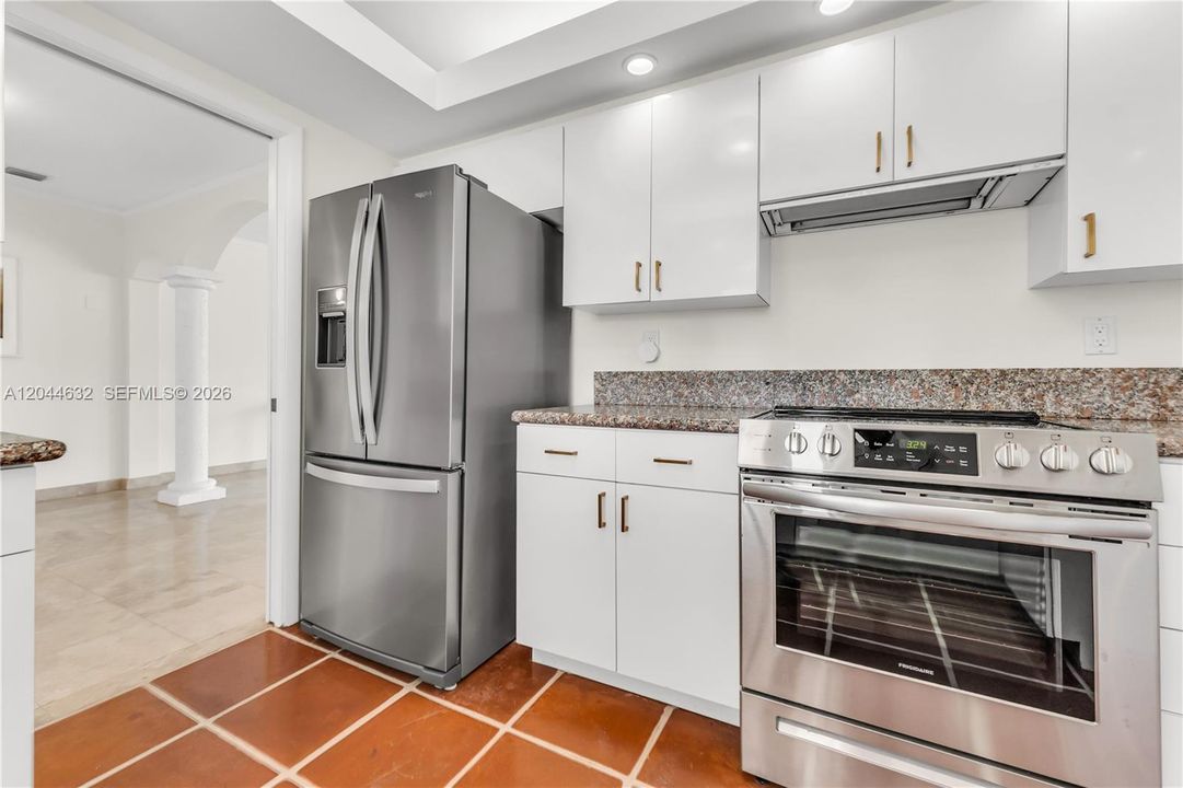En Venta: $9,900,000 (3 camas, 2 baños, 2986 Pies cuadrados)