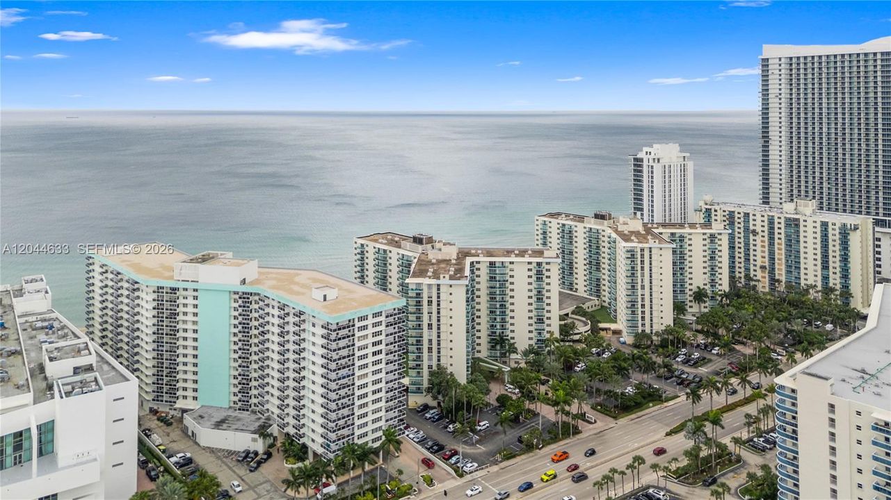 En Venta: $525,000 (2 camas, 2 baños, 1250 Pies cuadrados)