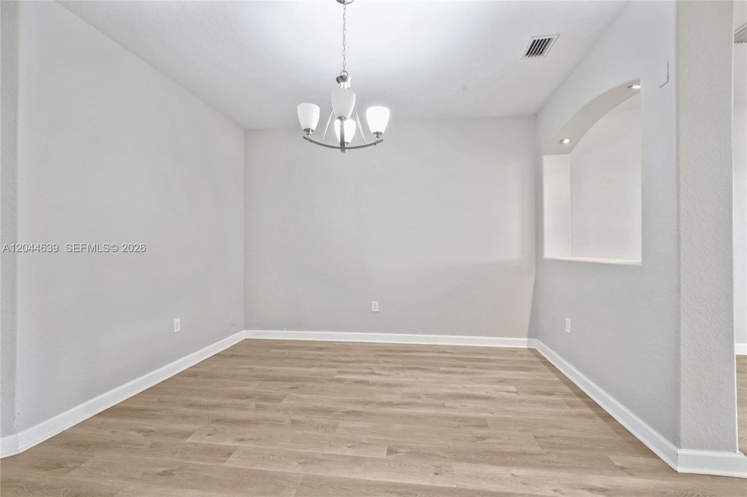 For Sale: $615,000 (4 beds, 2 baths, 1894 Square Feet)