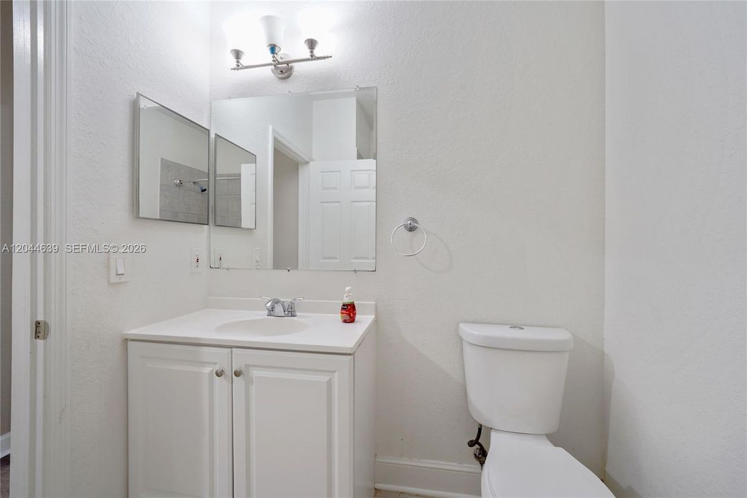 For Sale: $615,000 (4 beds, 2 baths, 1894 Square Feet)