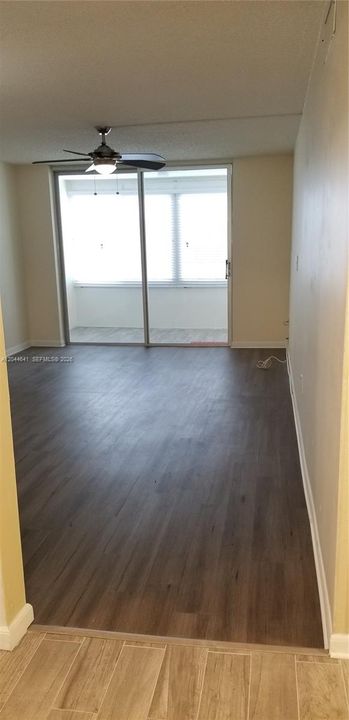 В аренду: $1,400 (1 спален, 1 ванн, 640 Квадратных фут)
