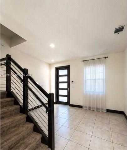 В аренду: $3,700 (4 спален, 3 ванн, 1908 Квадратных фут)