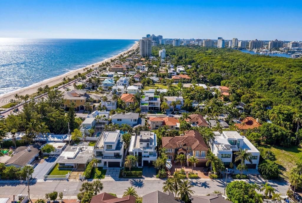 For Rent: $36,000 (5 beds, 7 baths, 0 Square Feet)