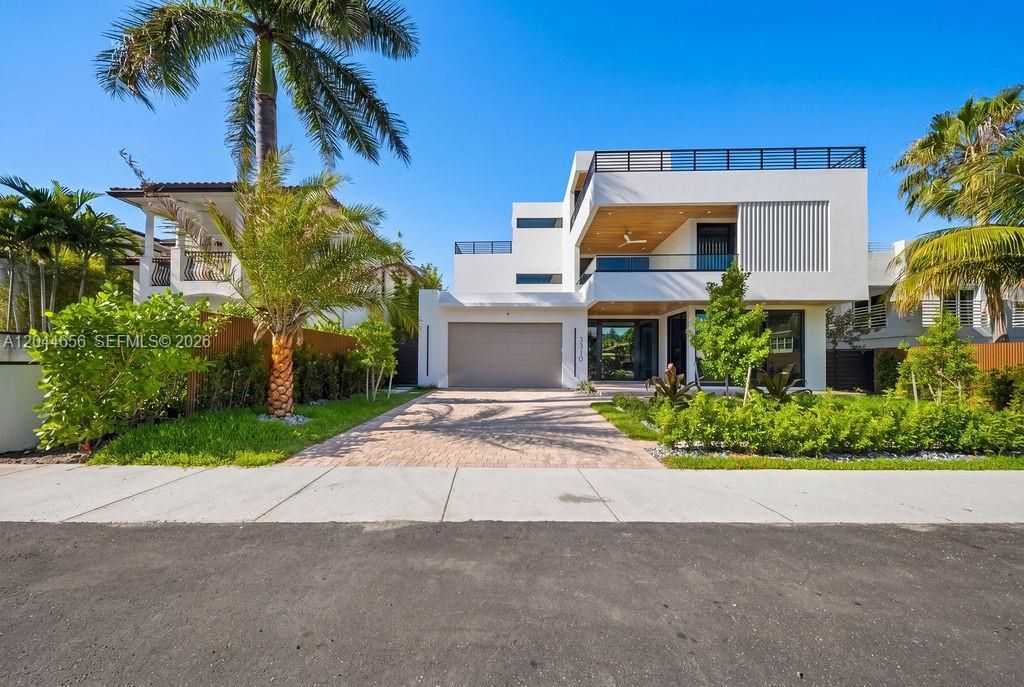 For Rent: $36,000 (5 beds, 7 baths, 0 Square Feet)