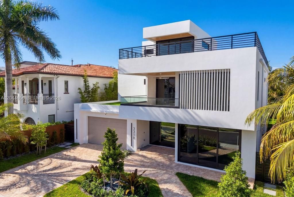 For Rent: $36,000 (5 beds, 7 baths, 0 Square Feet)