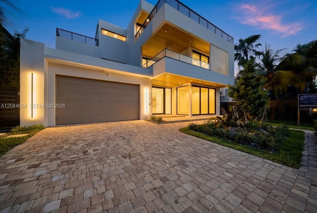 For Rent: $36,000 (5 beds, 7 baths, 0 Square Feet)