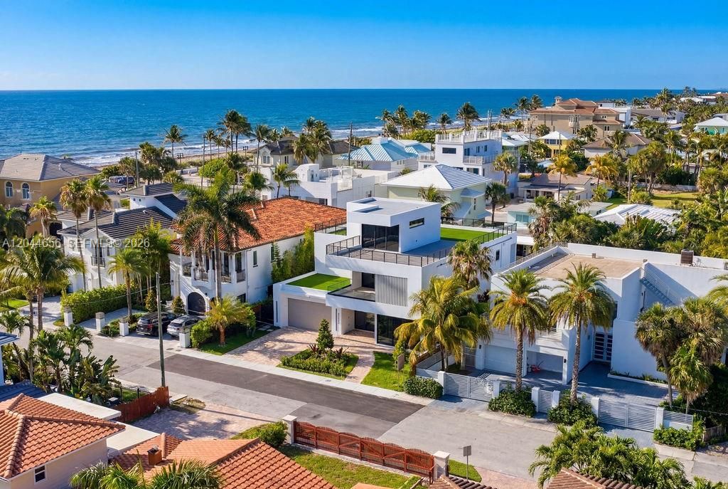 For Rent: $36,000 (5 beds, 7 baths, 0 Square Feet)