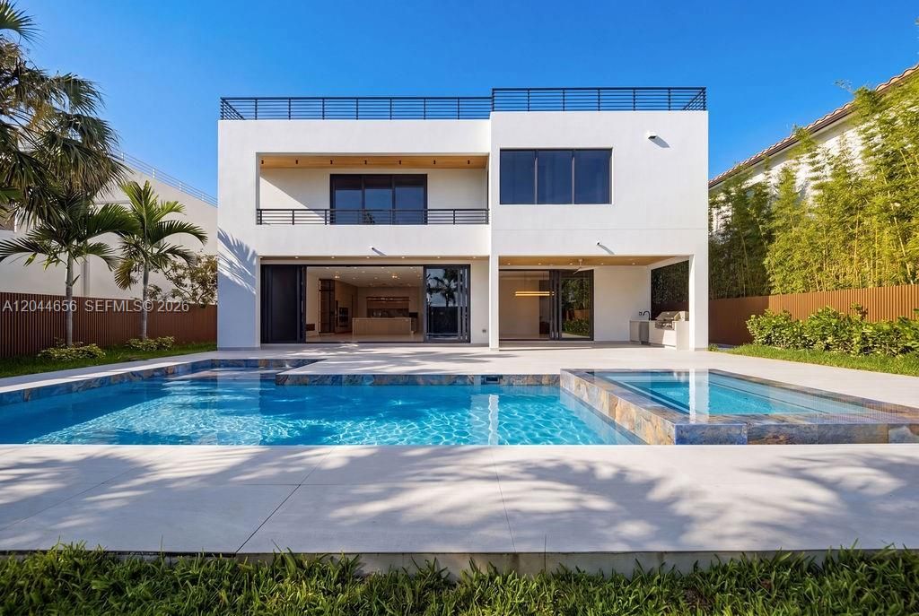 For Rent: $36,000 (5 beds, 7 baths, 0 Square Feet)