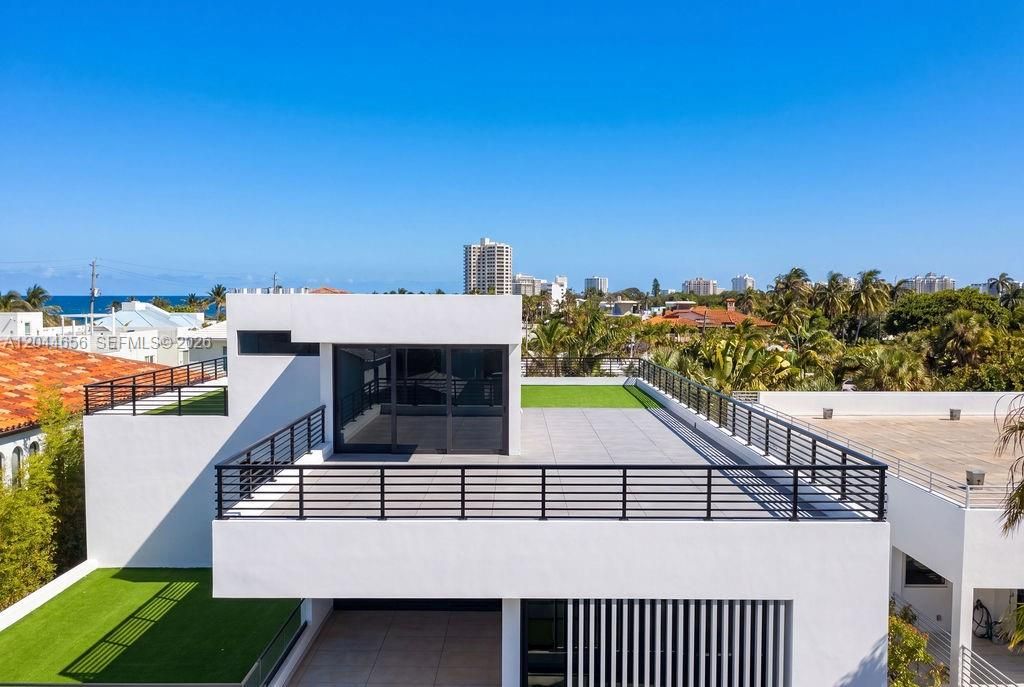 For Rent: $36,000 (5 beds, 7 baths, 0 Square Feet)