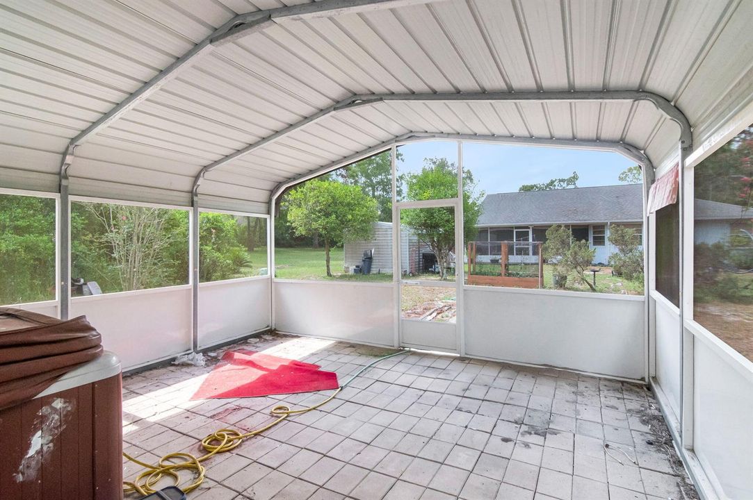 33-web-or-mls-33 - patio