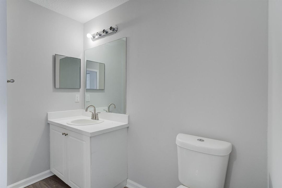 20__mlp3517_8_9