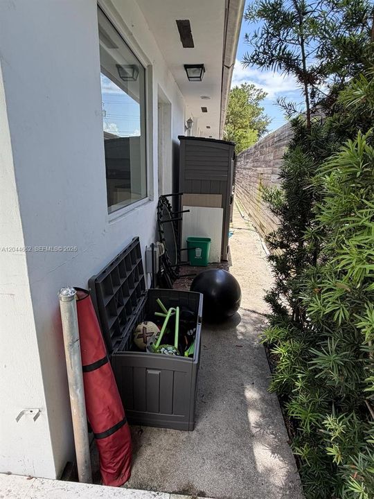 В аренду: $6,500 (4 спален, 3 ванн, 2356 Квадратных фут)