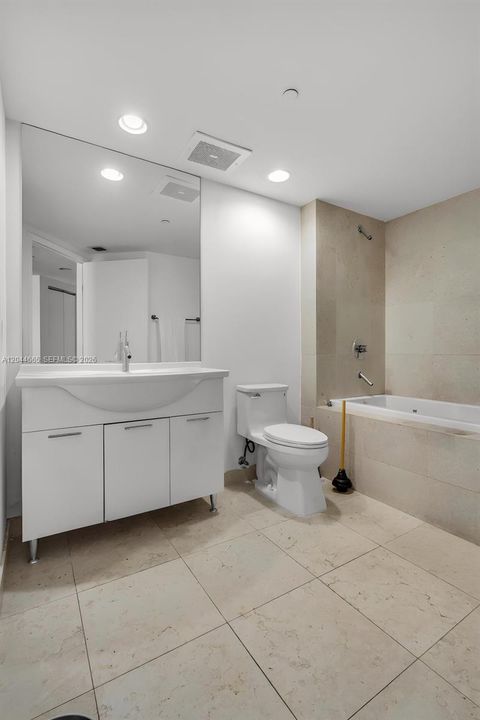 En Venta: $419,000 (0 camas, 1 baños, 598 Pies cuadrados)
