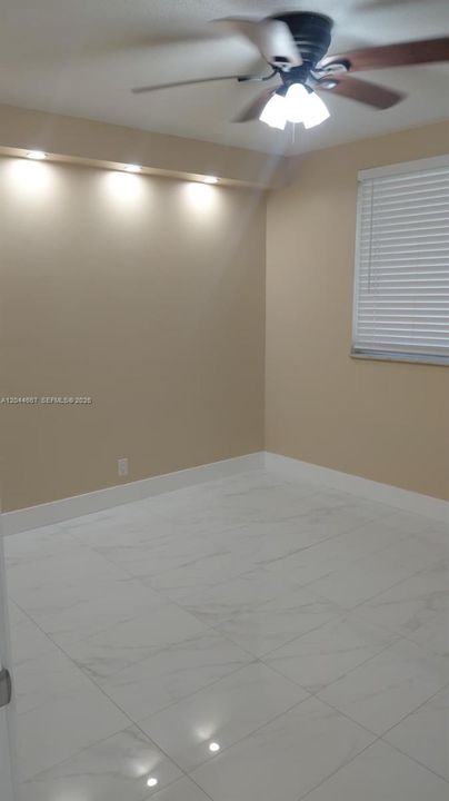 En Renta: $2,000 (2 camas, 2 baños, 1000 Pies cuadrados)