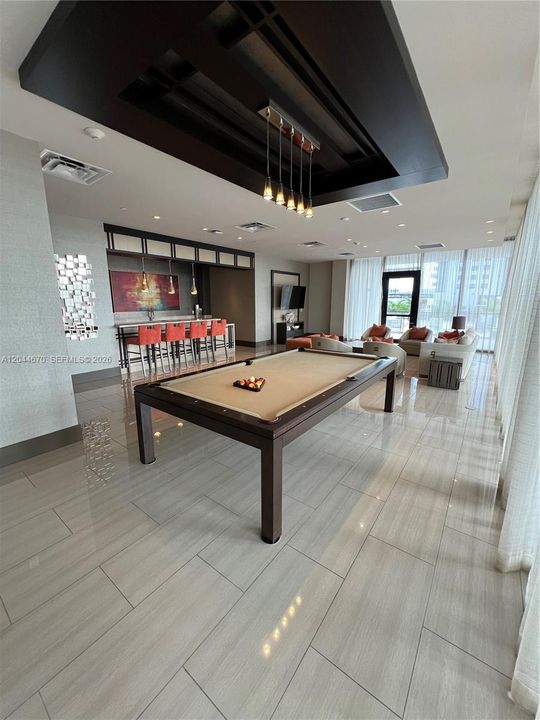 En Venta: $394,000 (1 camas, 1 baños, 688 Pies cuadrados)
