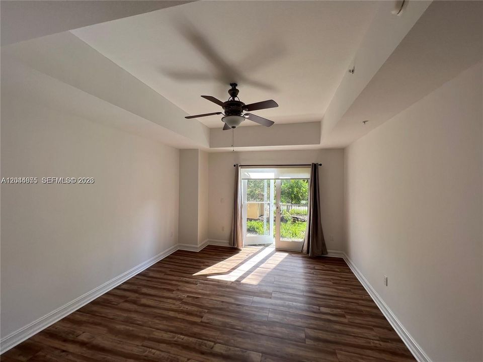 В аренду: $3,350 (2 спален, 2 ванн, 1171 Квадратных фут)