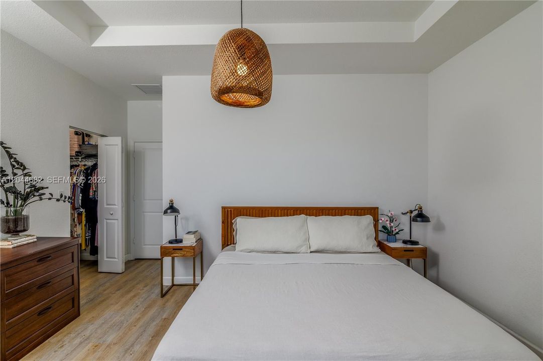 En Venta: $415,000 (3 camas, 2 baños, 1335 Pies cuadrados)