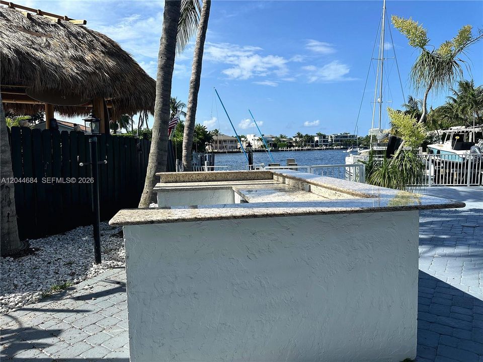 For Sale: $2,450,000 (6 beds, 4 baths, 3772 Square Feet)
