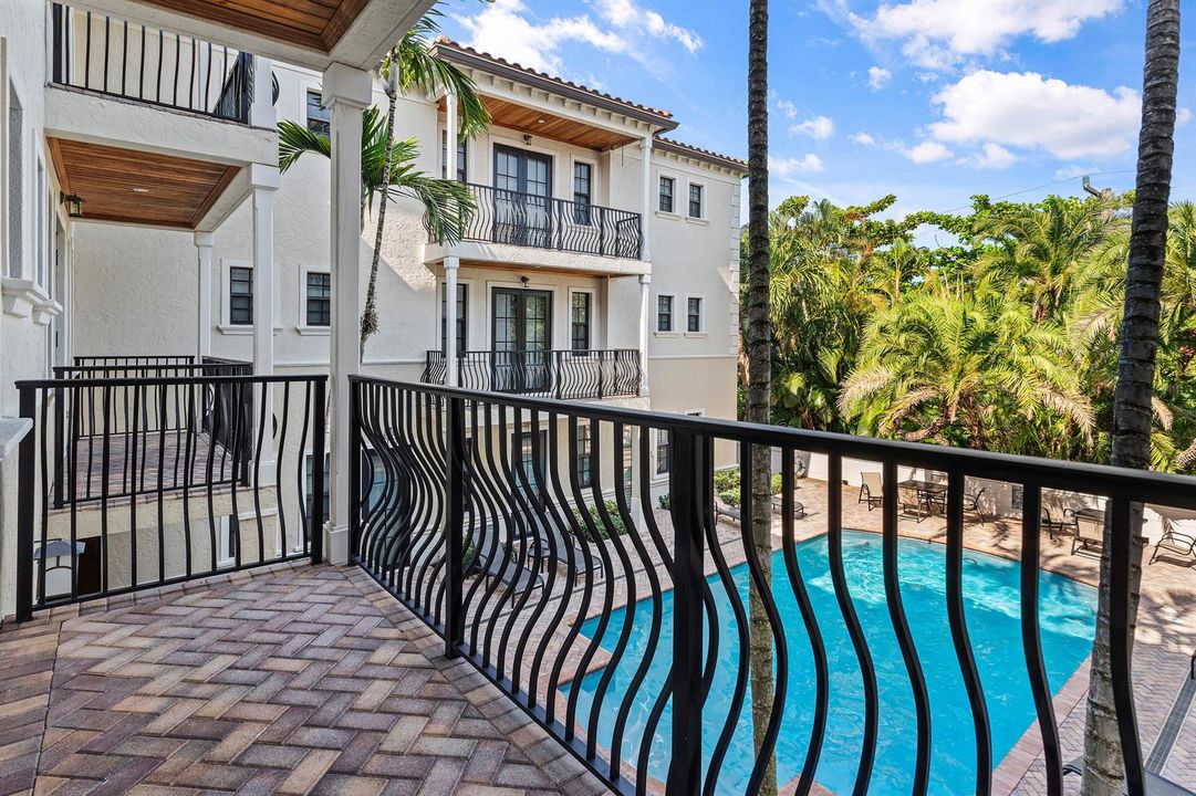 030-110GleasonStreet-203-DelrayBeach-FL-