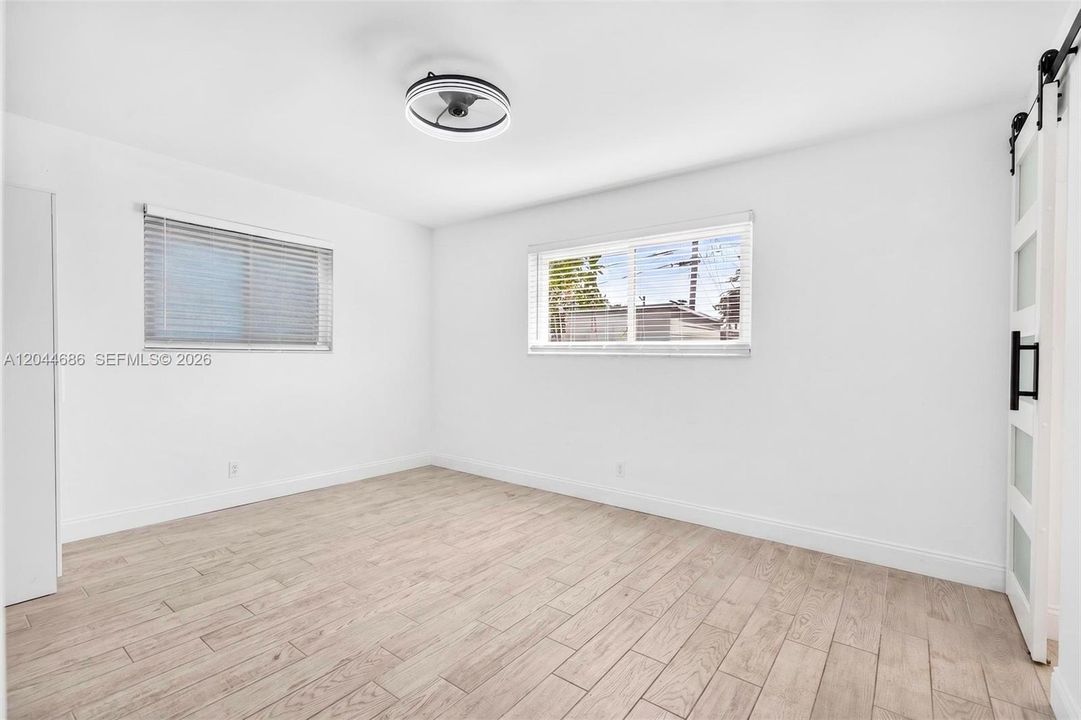 En Venta: $575,000 (2 camas, 2 baños, 1123 Pies cuadrados)
