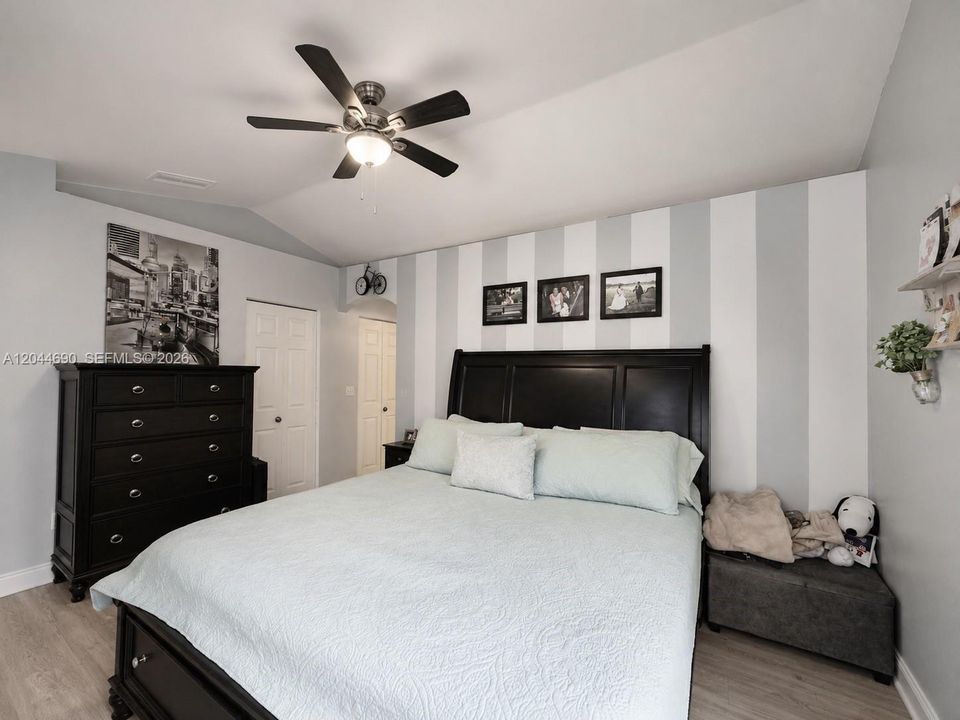 For Rent: $3,170 (3 beds, 2 baths, 1624 Square Feet)