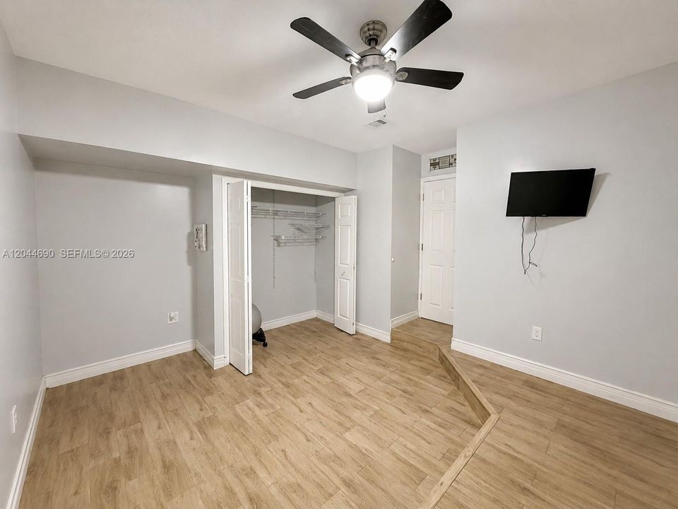 For Rent: $3,170 (3 beds, 2 baths, 1624 Square Feet)