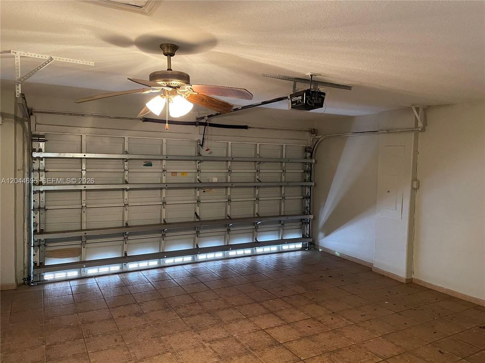 For Rent: $5,400 (5 beds, 3 baths, 3001 Square Feet)