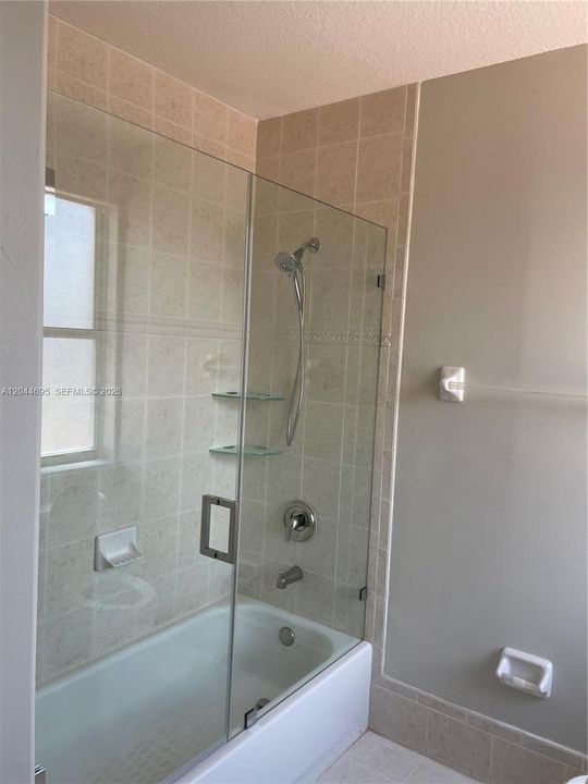 2nd Bath Upstairs