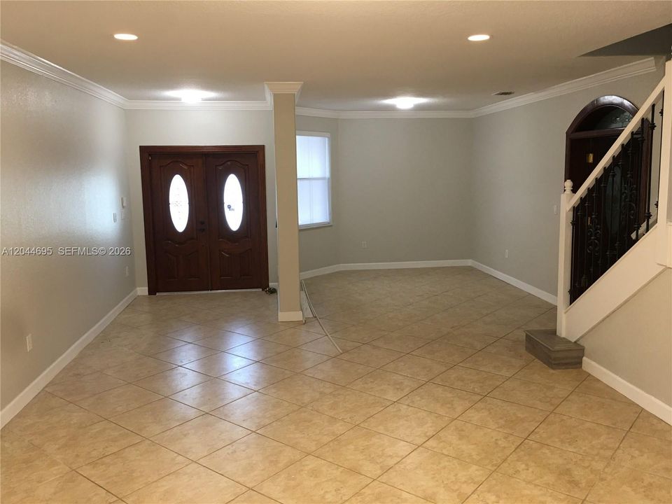 For Rent: $5,400 (5 beds, 3 baths, 3001 Square Feet)