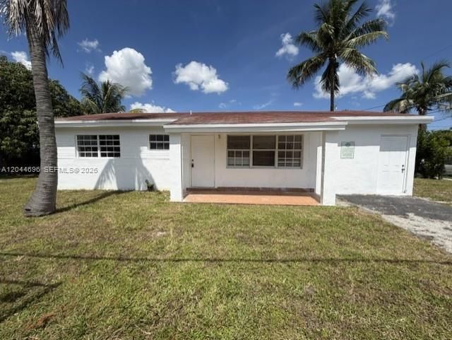 На продажу: $419,000 (4 спален, 1 ванн, 1032 Квадратных фут)