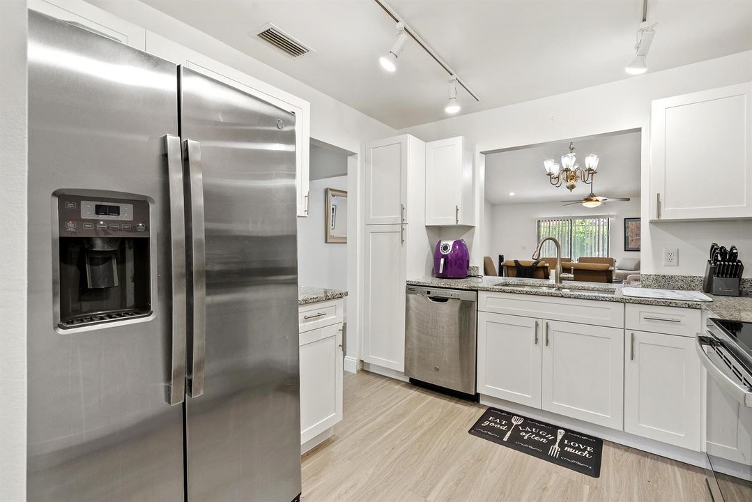 Plenty of Cabinets