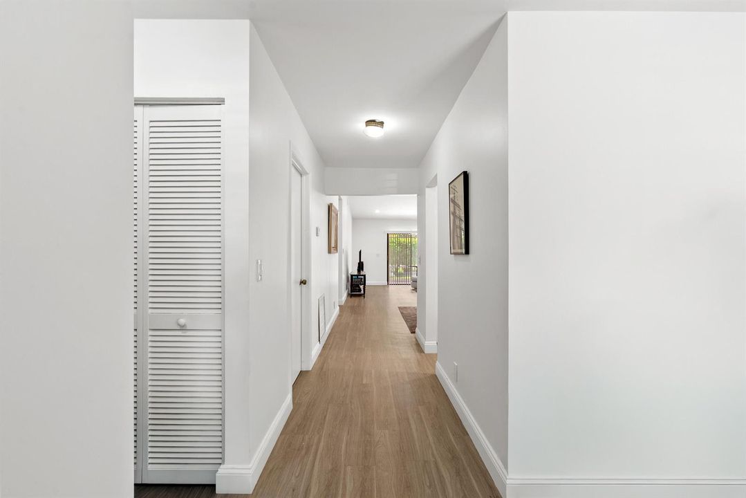 Split Floor Plan