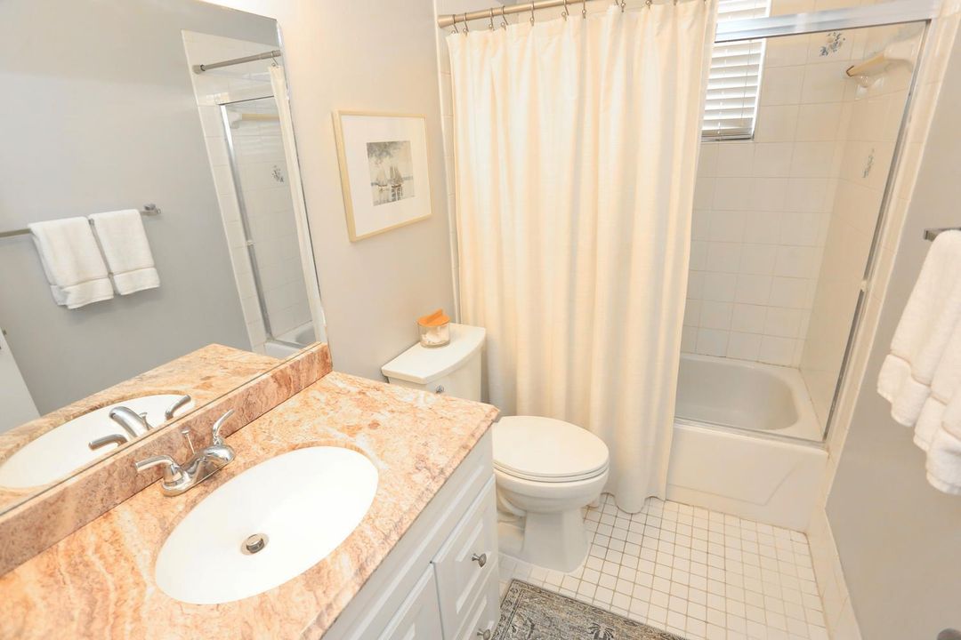 033-024-Guest Bathroom-1500x1000