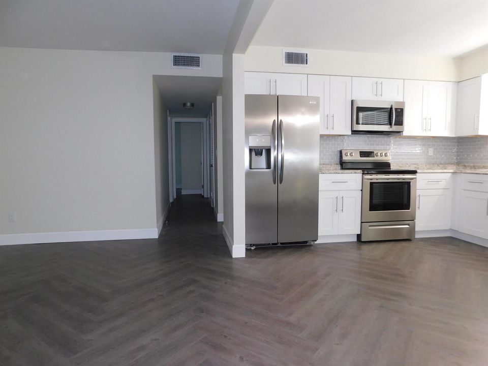 Kitchen 3