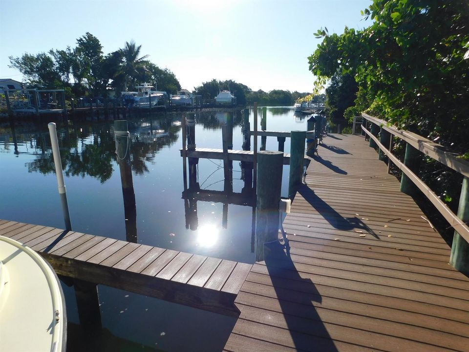 Dock
