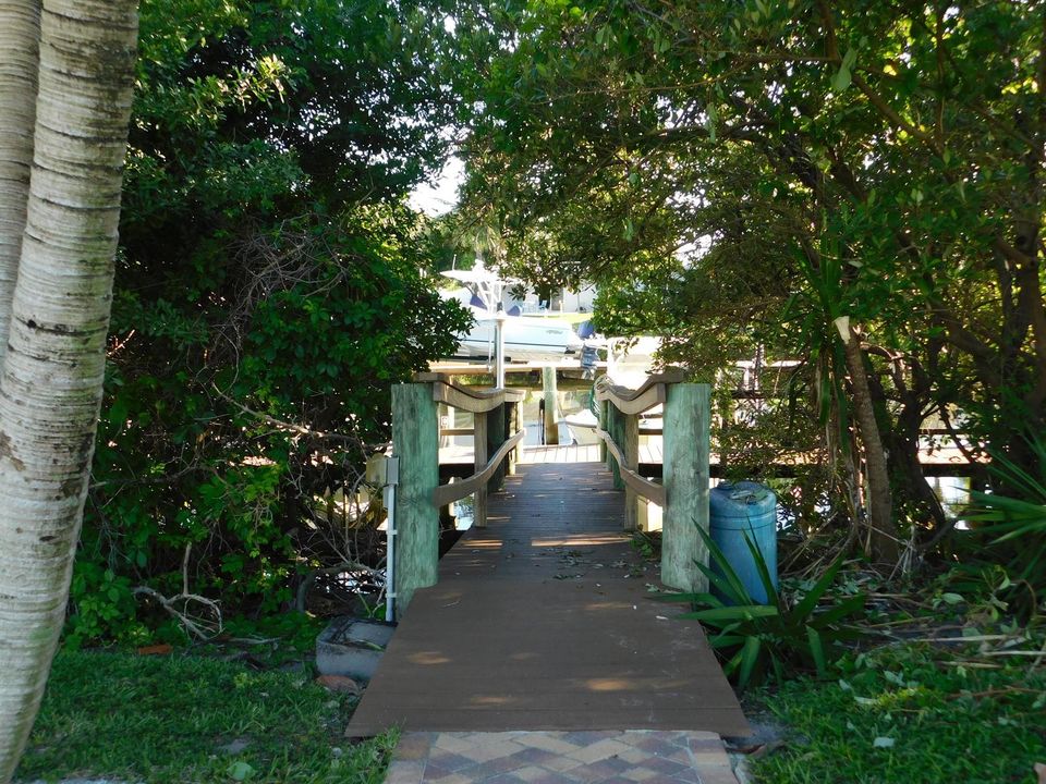 Dock