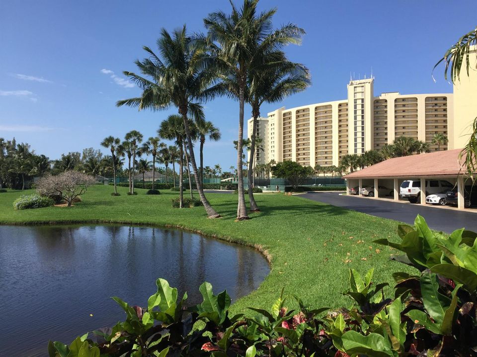Tennis Complex with Heated Pool and Hot