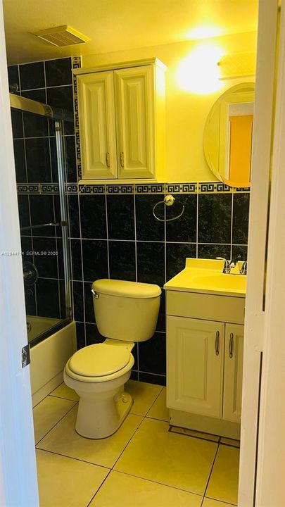 В аренду: $2,350 (2 спален, 2 ванн, 1055 Квадратных фут)
