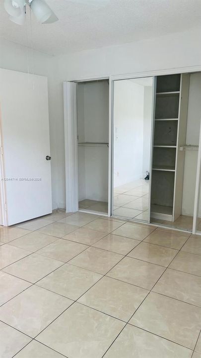 В аренду: $2,350 (2 спален, 2 ванн, 1055 Квадратных фут)