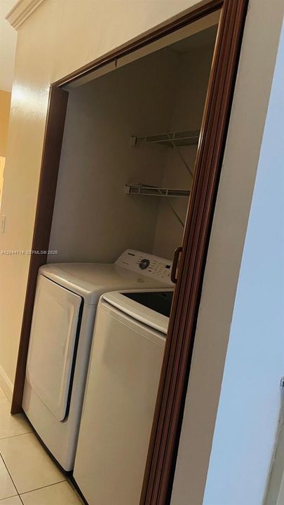 В аренду: $2,350 (2 спален, 2 ванн, 1055 Квадратных фут)